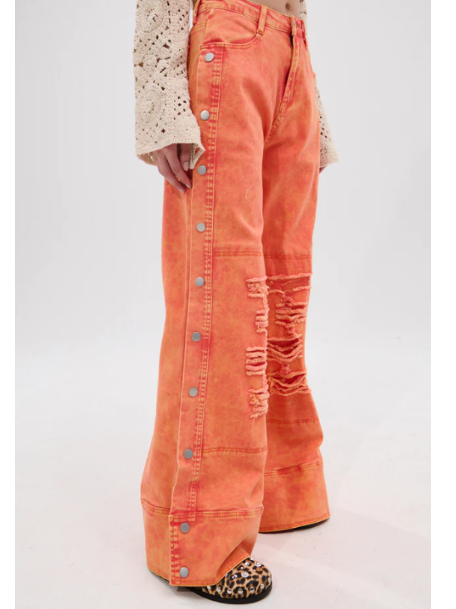 Side Slit Ripped Jeans