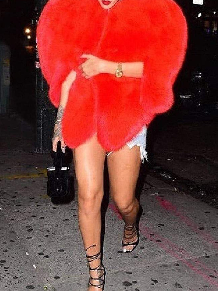 Plush Pointed hem Faux Fur Heart Vest